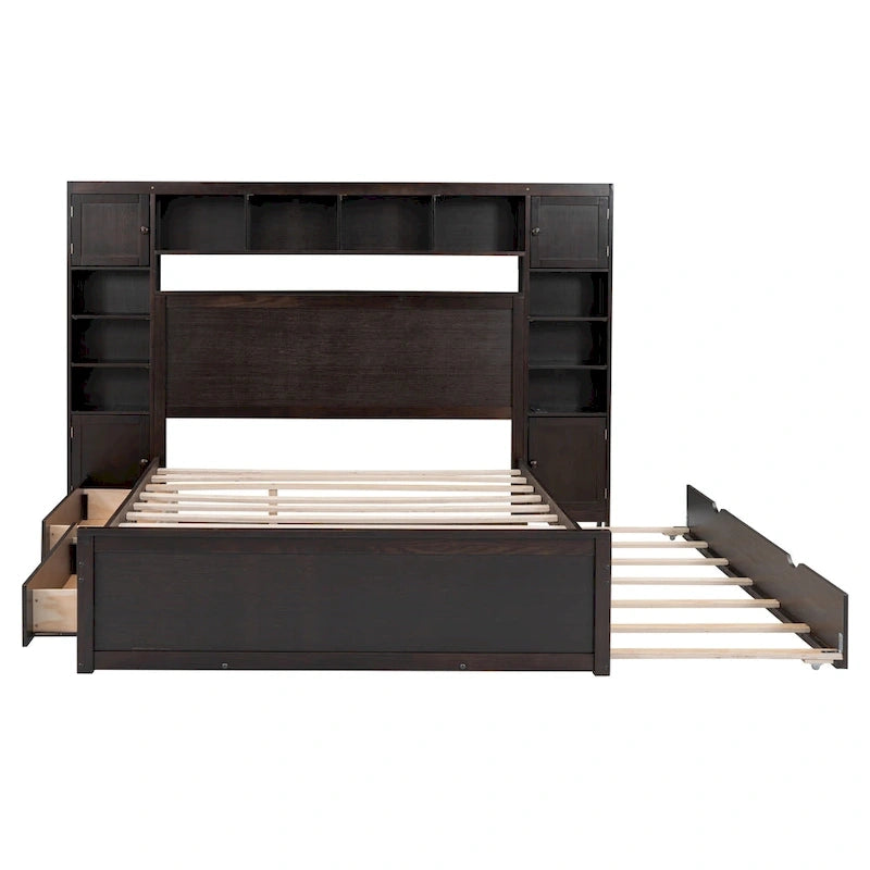Letto matrimoniale in legno con armadio, mensola e prese integrate, color espresso
