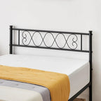 Struttura letto a piattaforma con testiera in ferro battuto "Sweet Heart"